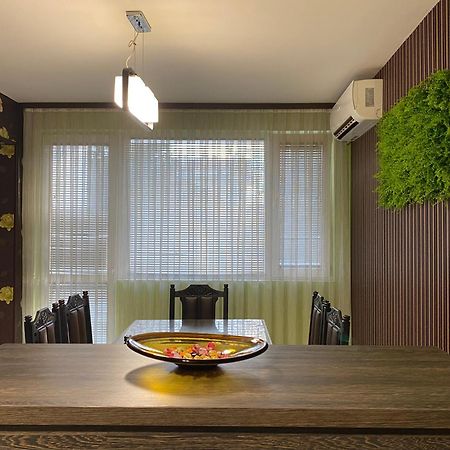 Gala Apartment 大特尔诺沃 外观 照片